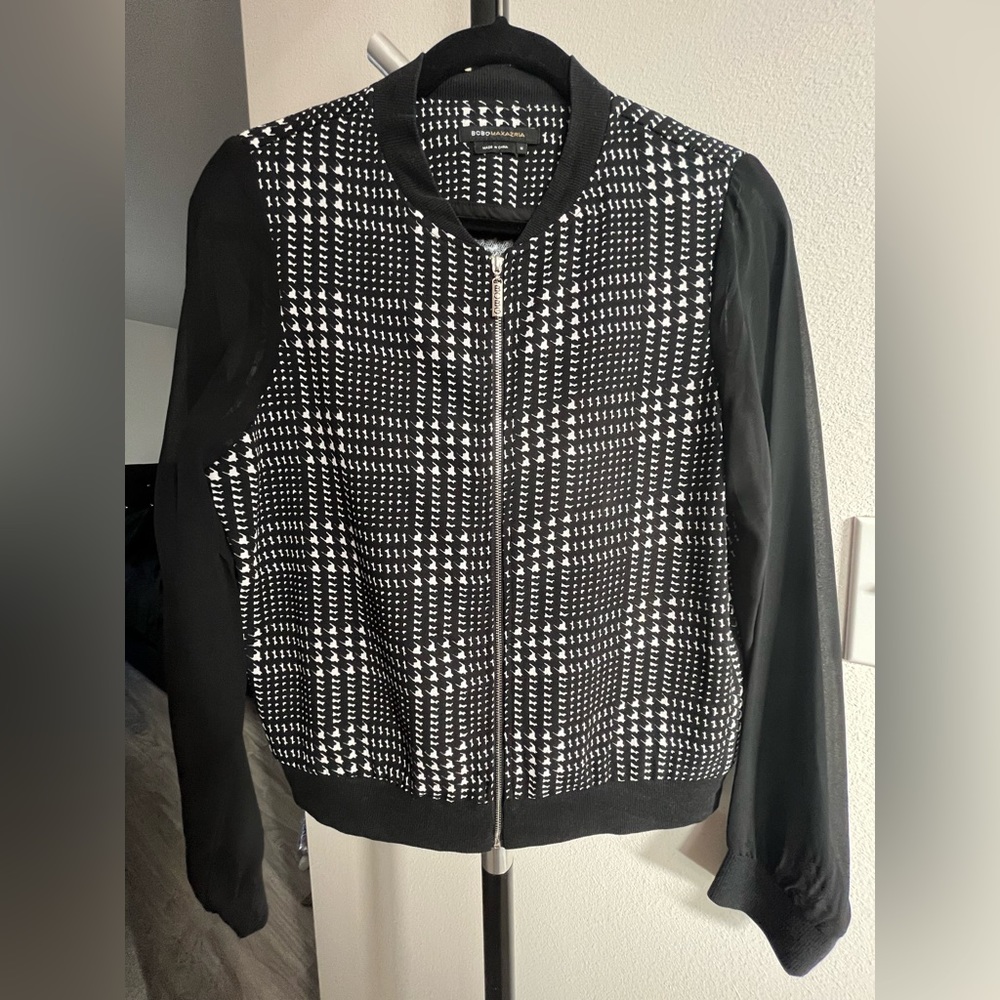 -SOLD- BCBG Sheer Sleeves Print Jacket